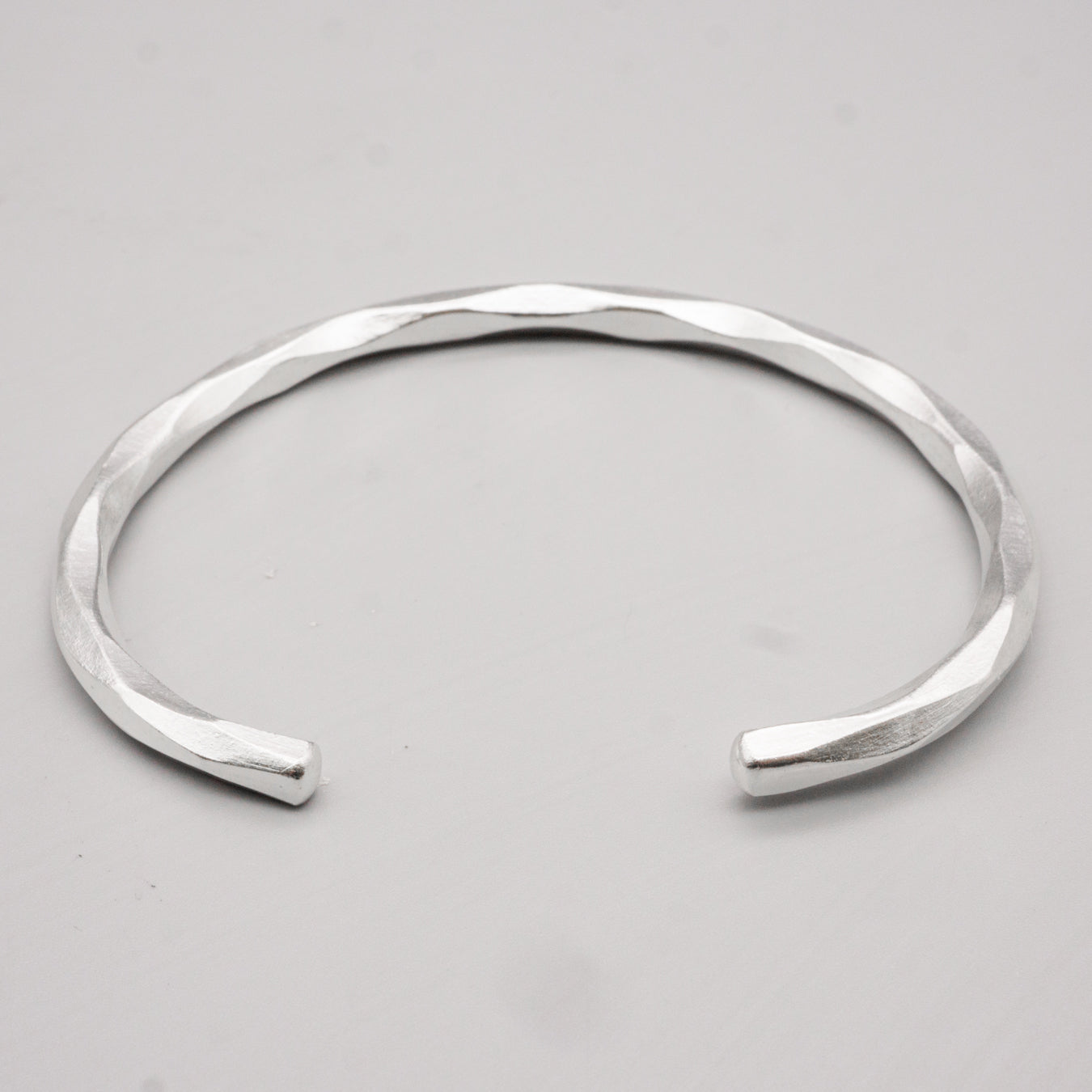 カレンシルバーバングル(KSB19シリーズ)