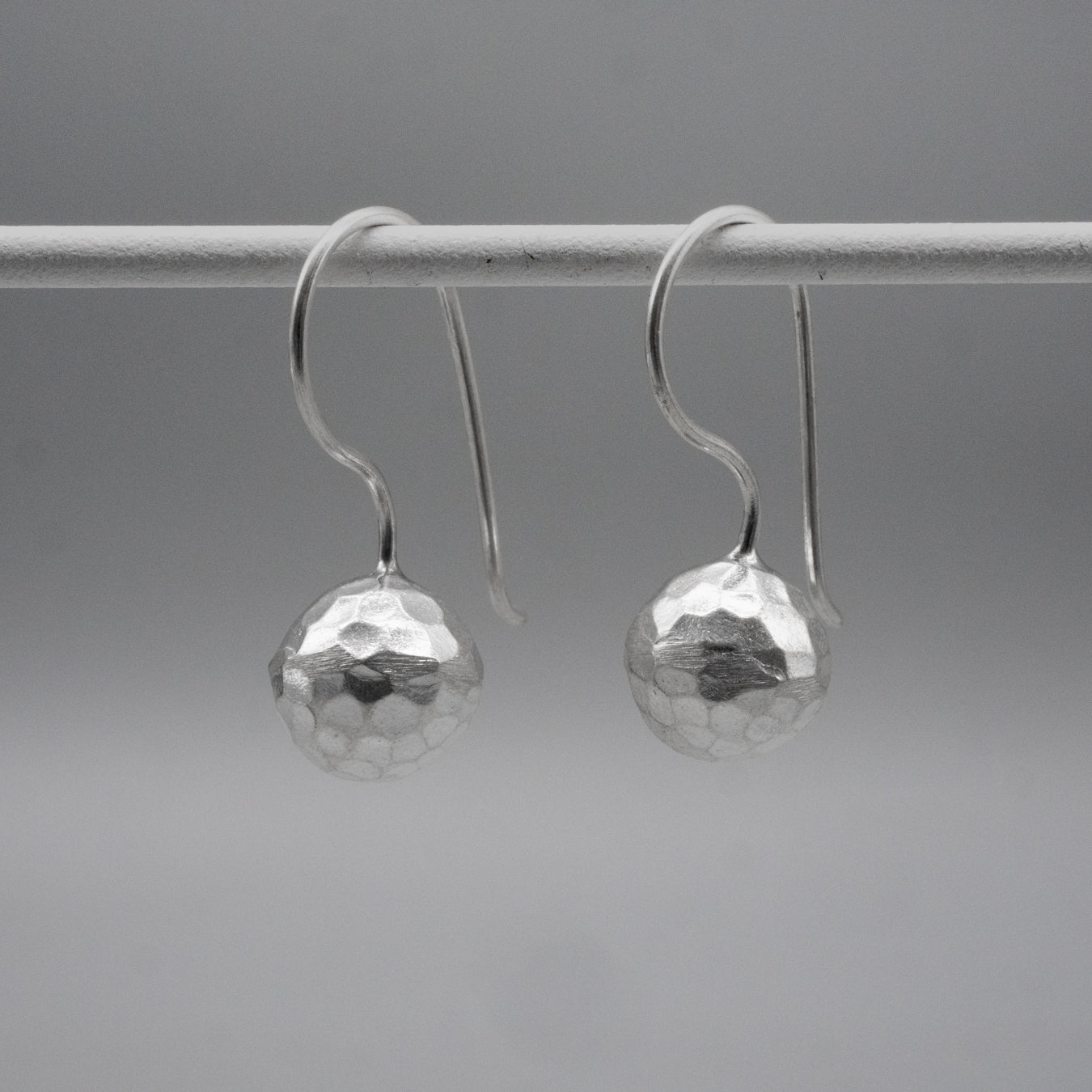 カレンシルバーピアス(KSE04シリーズ)