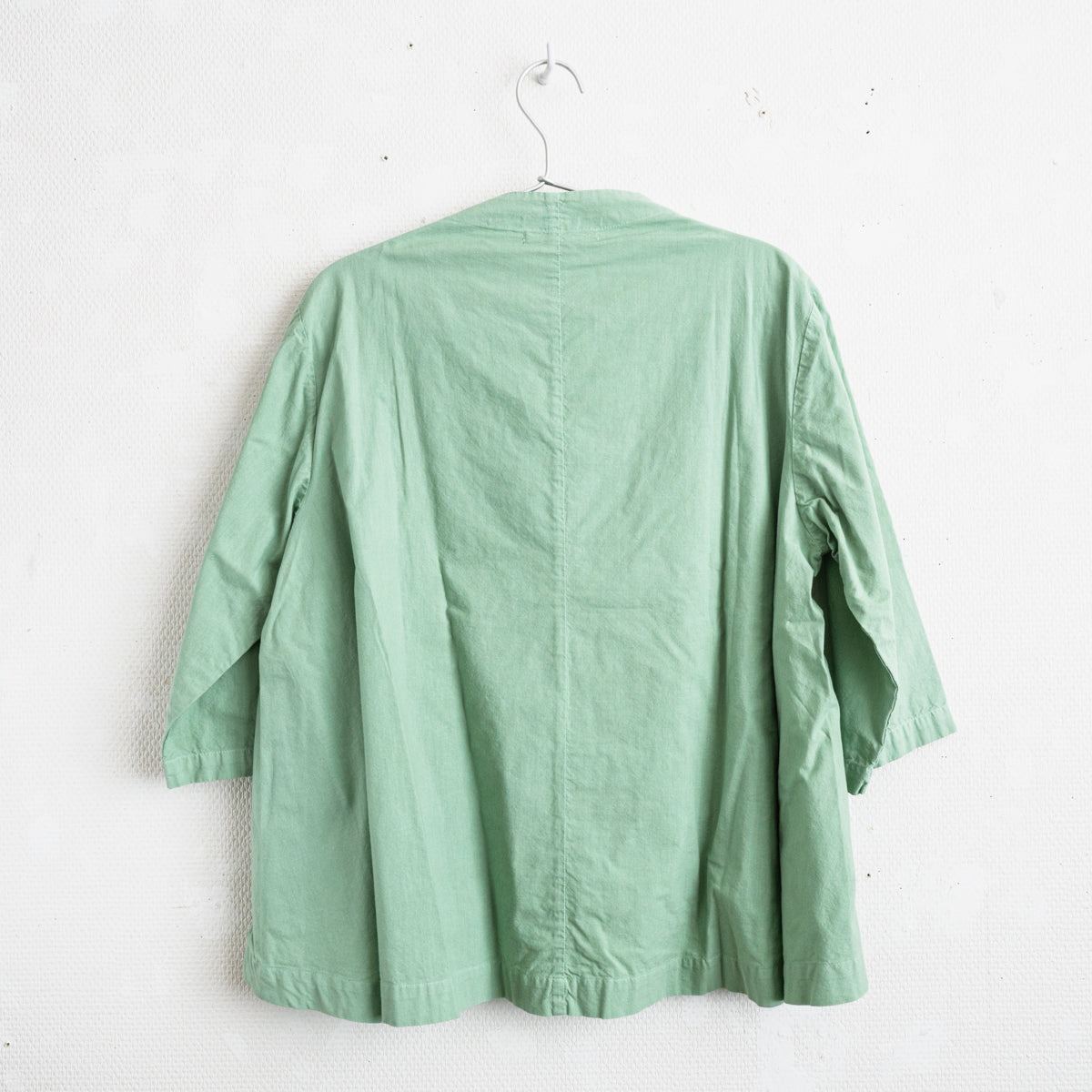 チカン手刺繍シャツ(ハイネック)