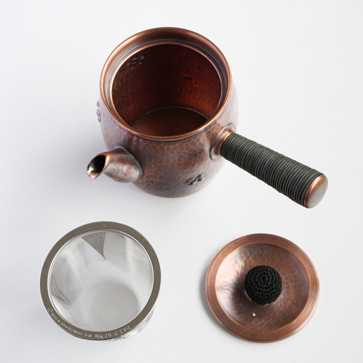 銅製急須タル形(大)梅丸つち目