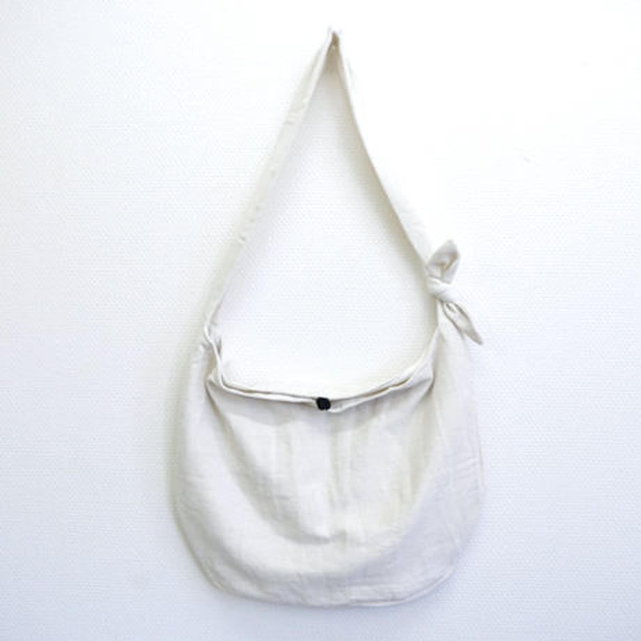 プイ族ショルダーバッグ(ホワイト)