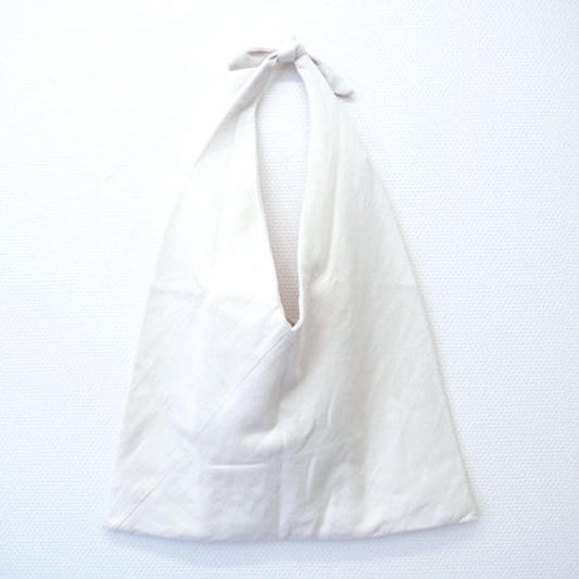 プイ族 トライアングル バッグ(ホワイト)