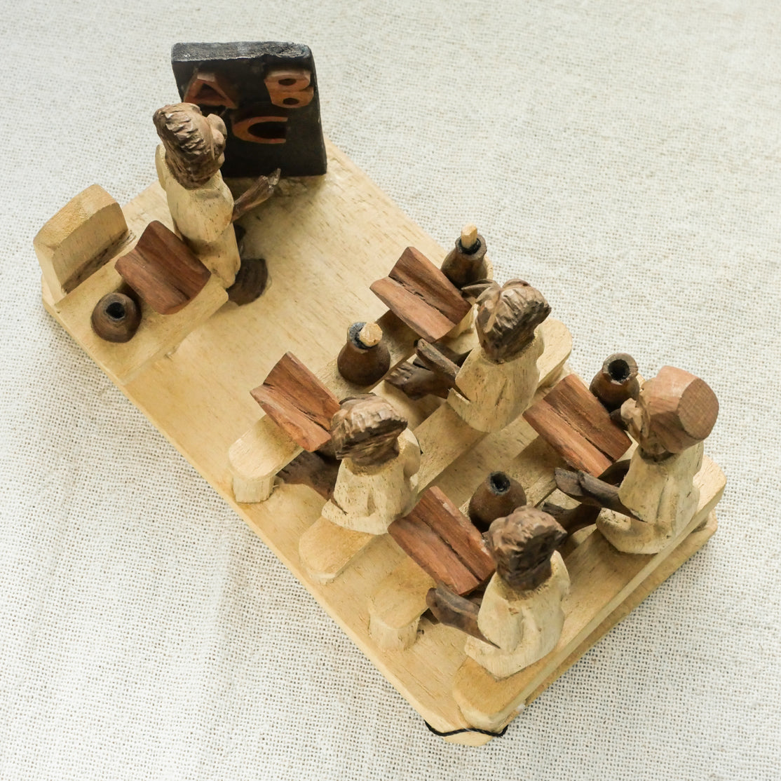 アフリカの学校オブジェ