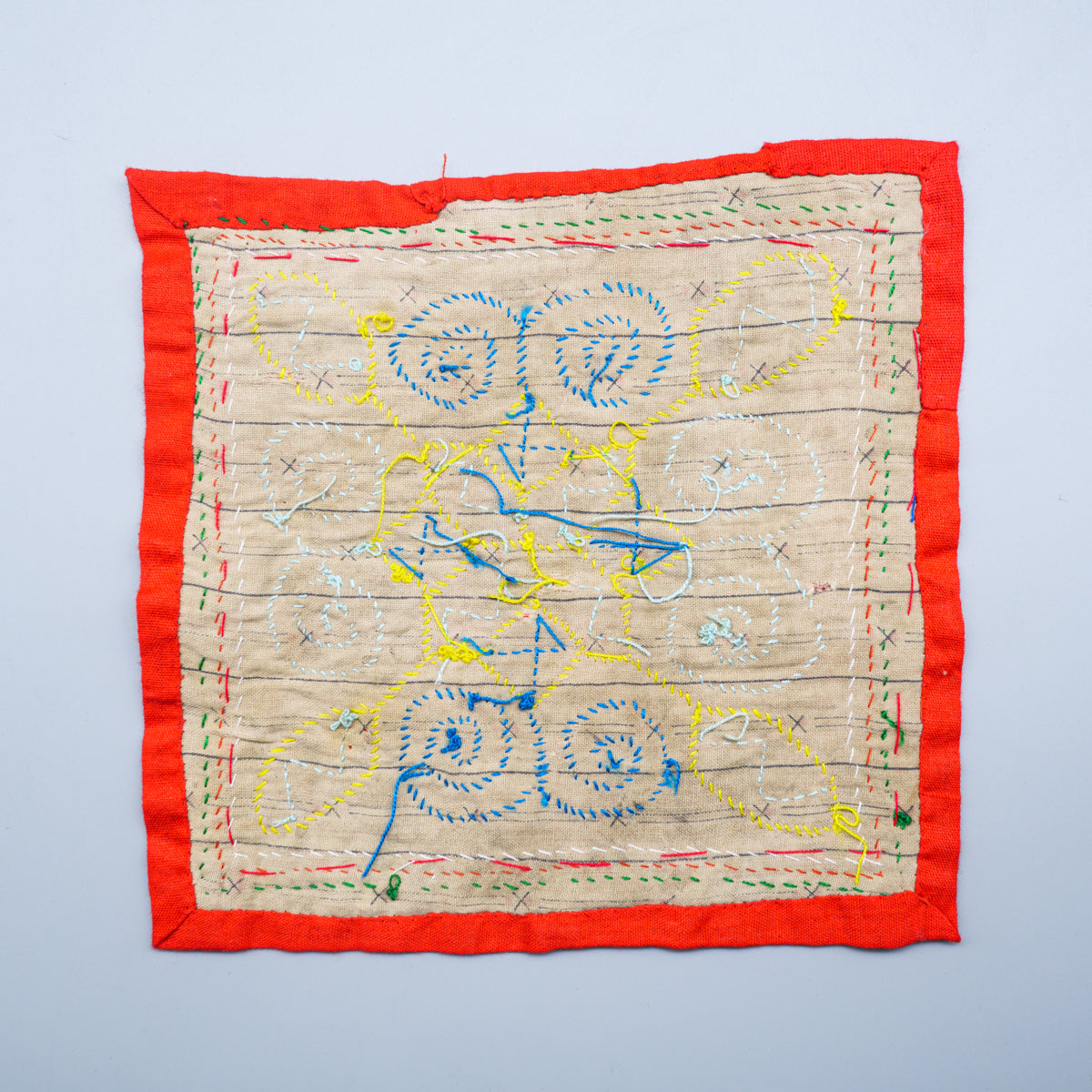 モン族手刺繍敷物