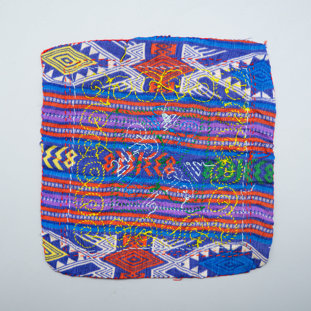 モン族手刺繍敷物