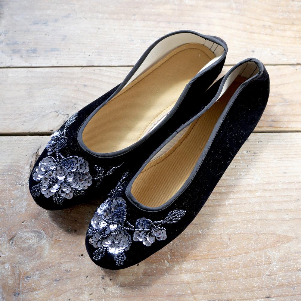 ヴェルベットビーズ靴