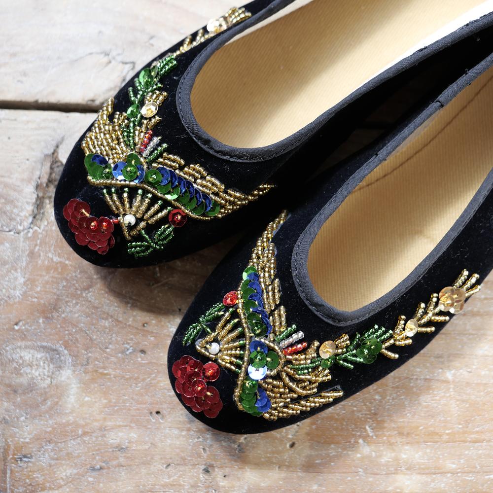 ヴェルベットビーズ靴