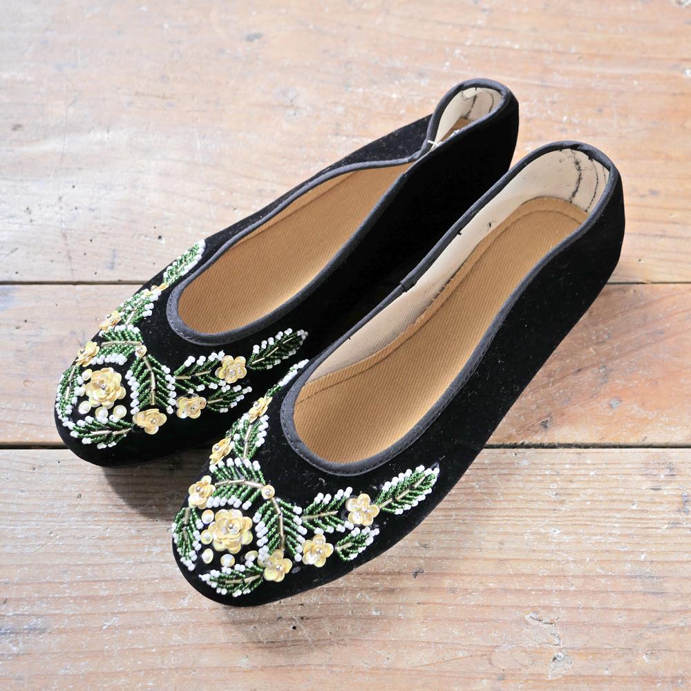 ヴェルベットビーズ靴