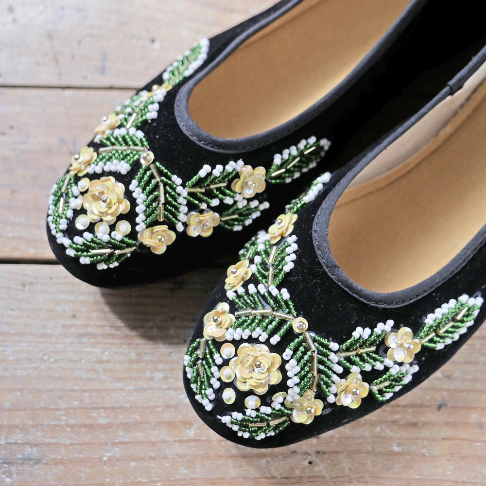 ヴェルベットビーズ靴