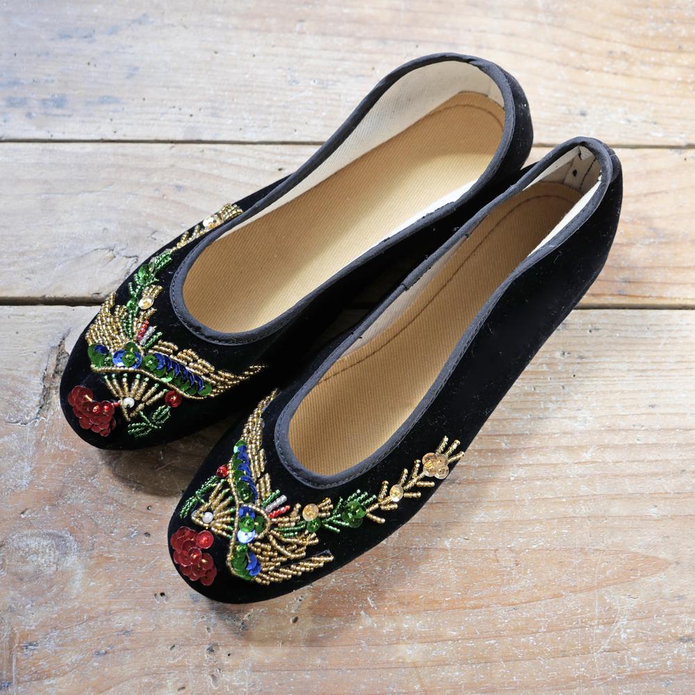 ヴェルベットビーズ靴