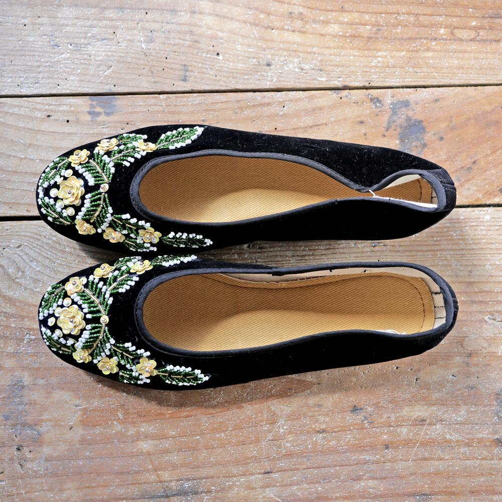 ヴェルベットビーズ靴