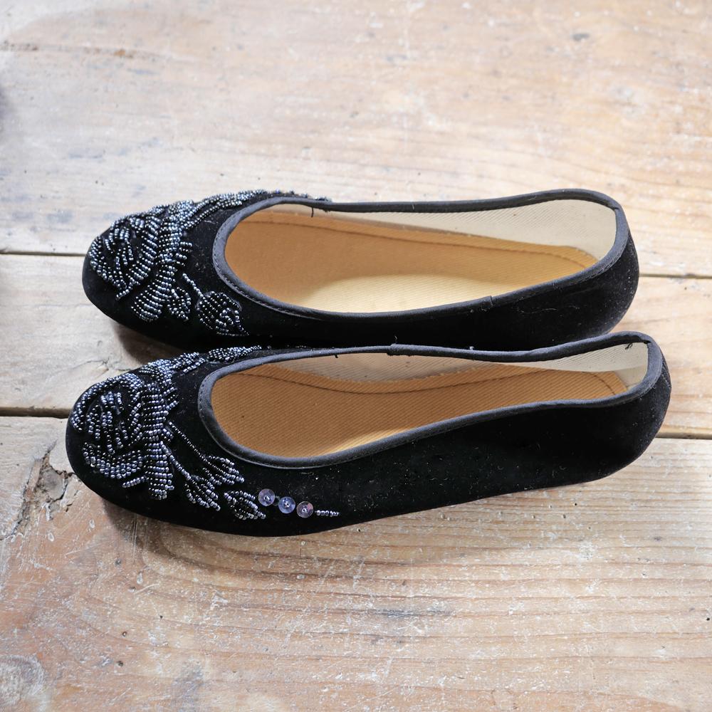 ヴェルベットビーズ靴