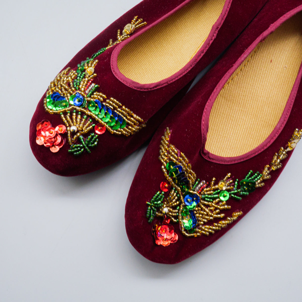 ヴェルベットビーズ靴