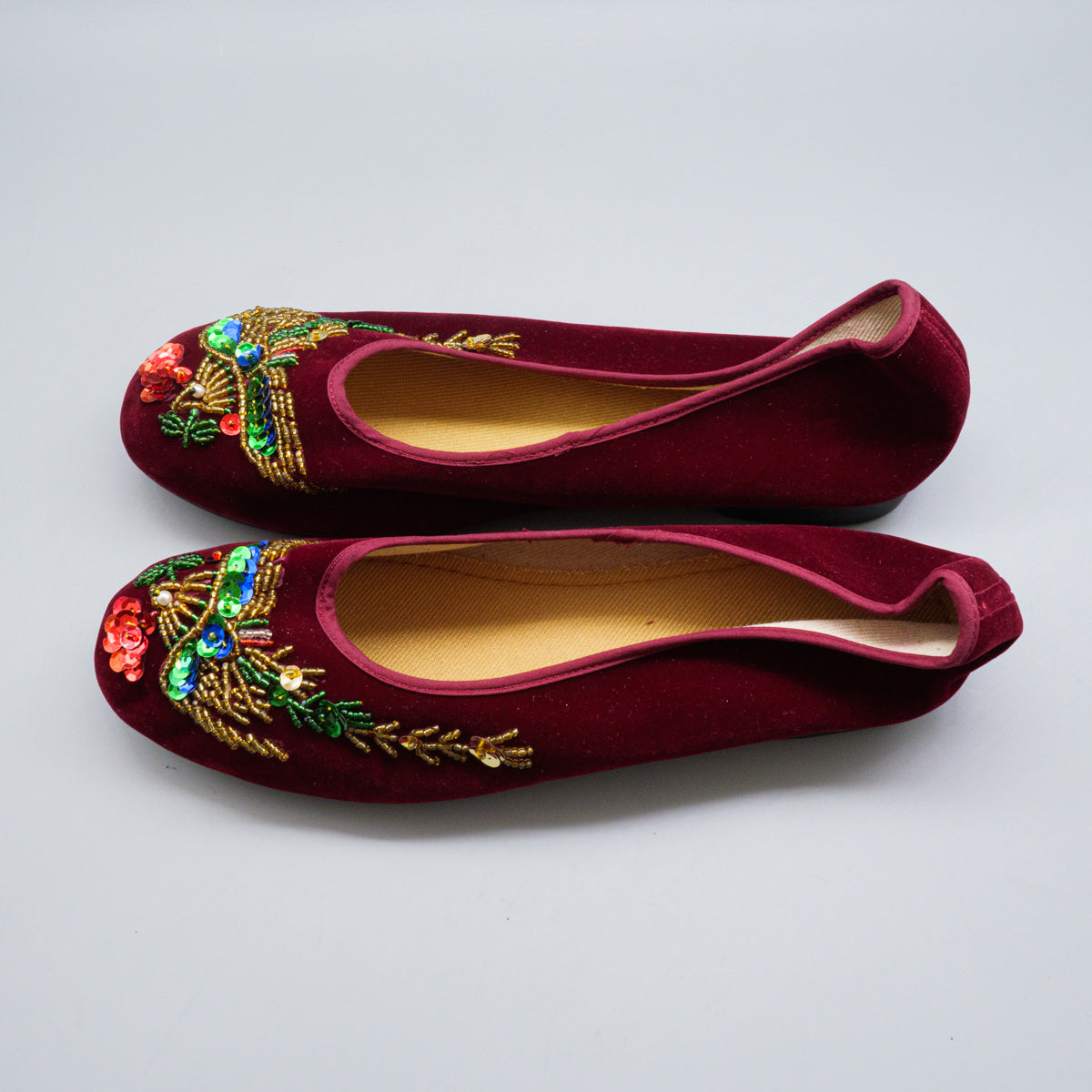 ヴェルベットビーズ靴