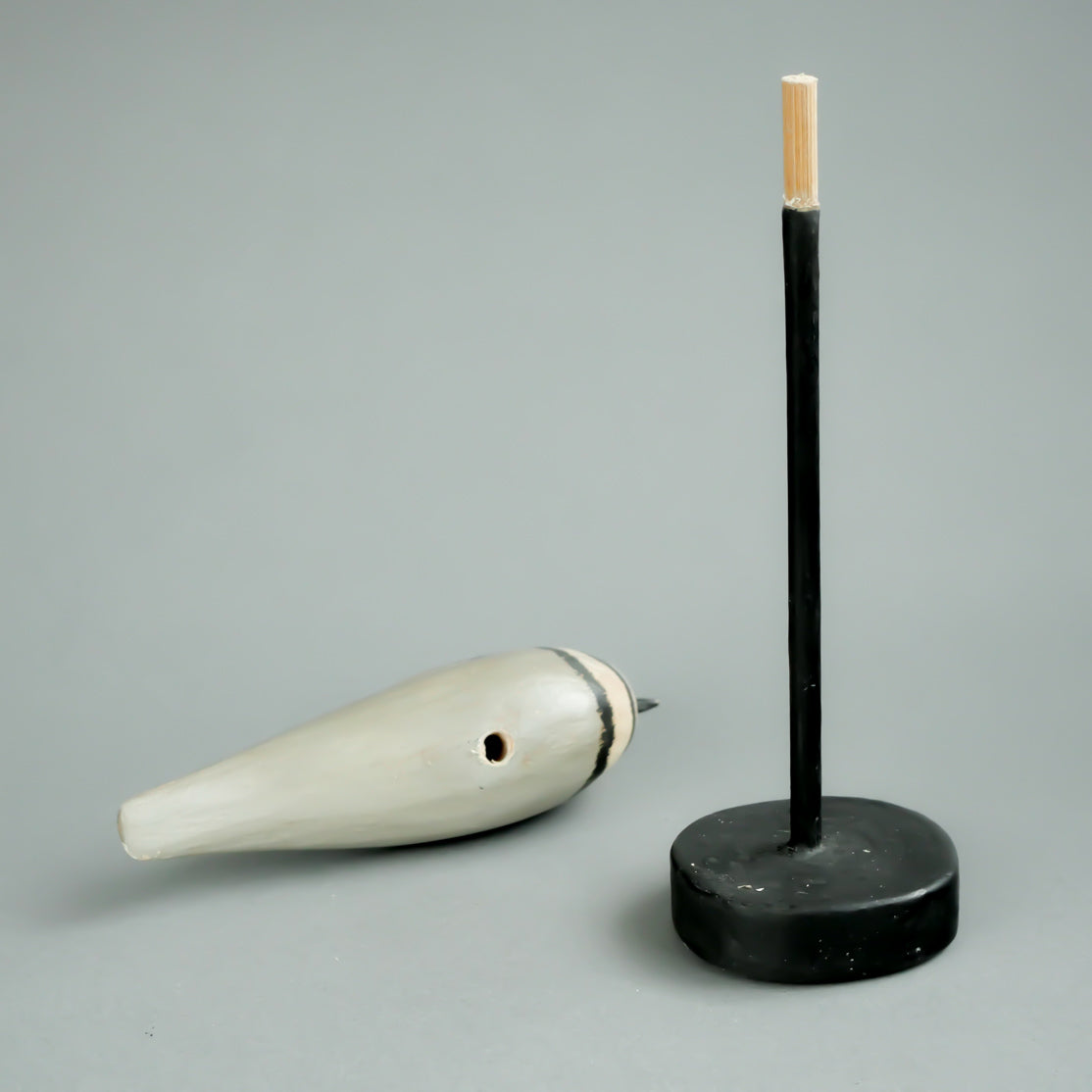 木彫りバードスタンド