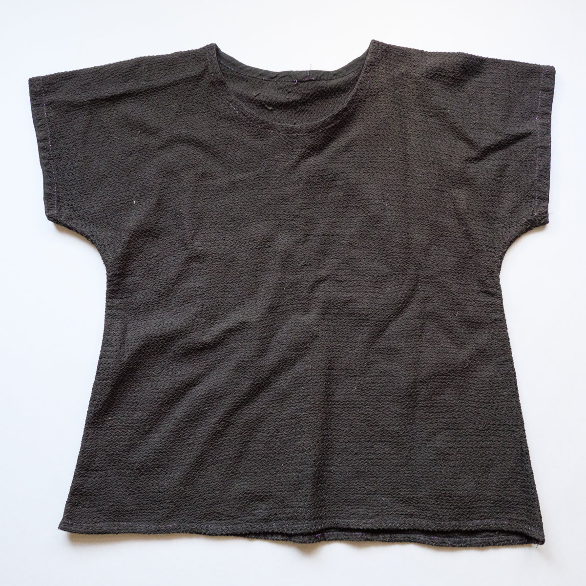 ヤオ族刺し子草木染ブラウス(黒)