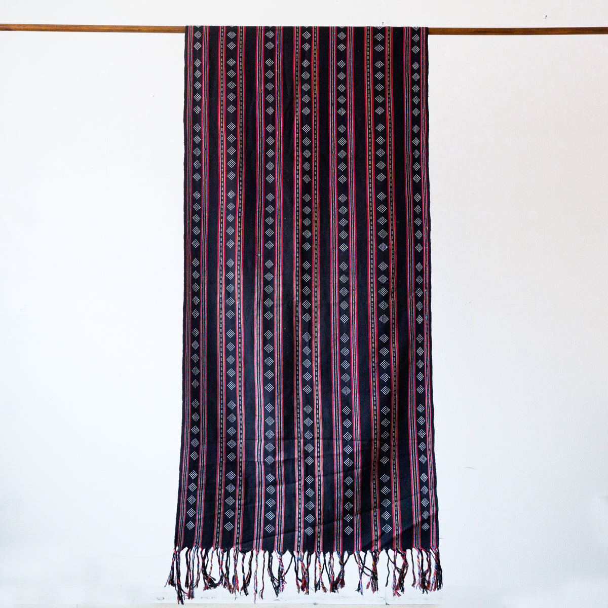 カトゥー族タペストリー