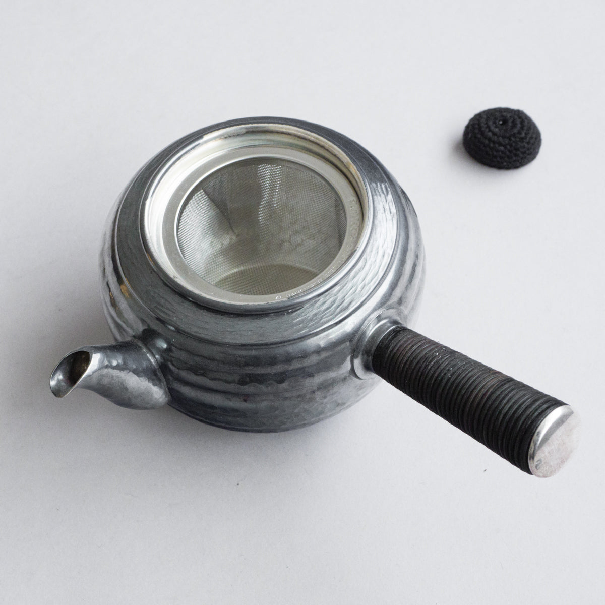 真鍮製急須丸形(中)段付