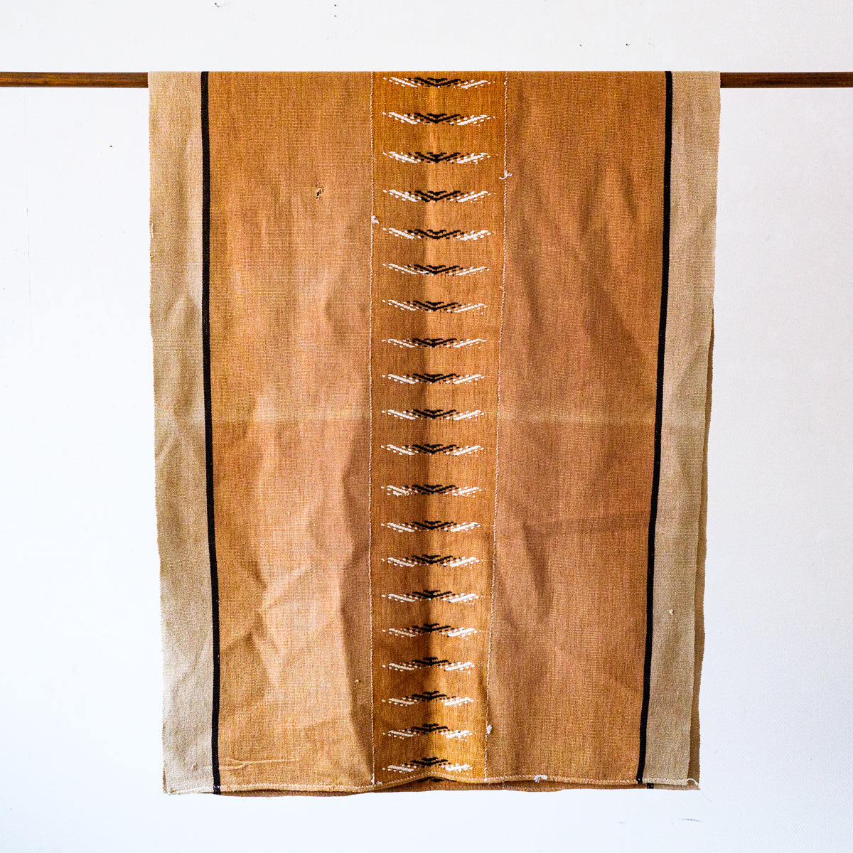 カレン族ブラウンタペストリー