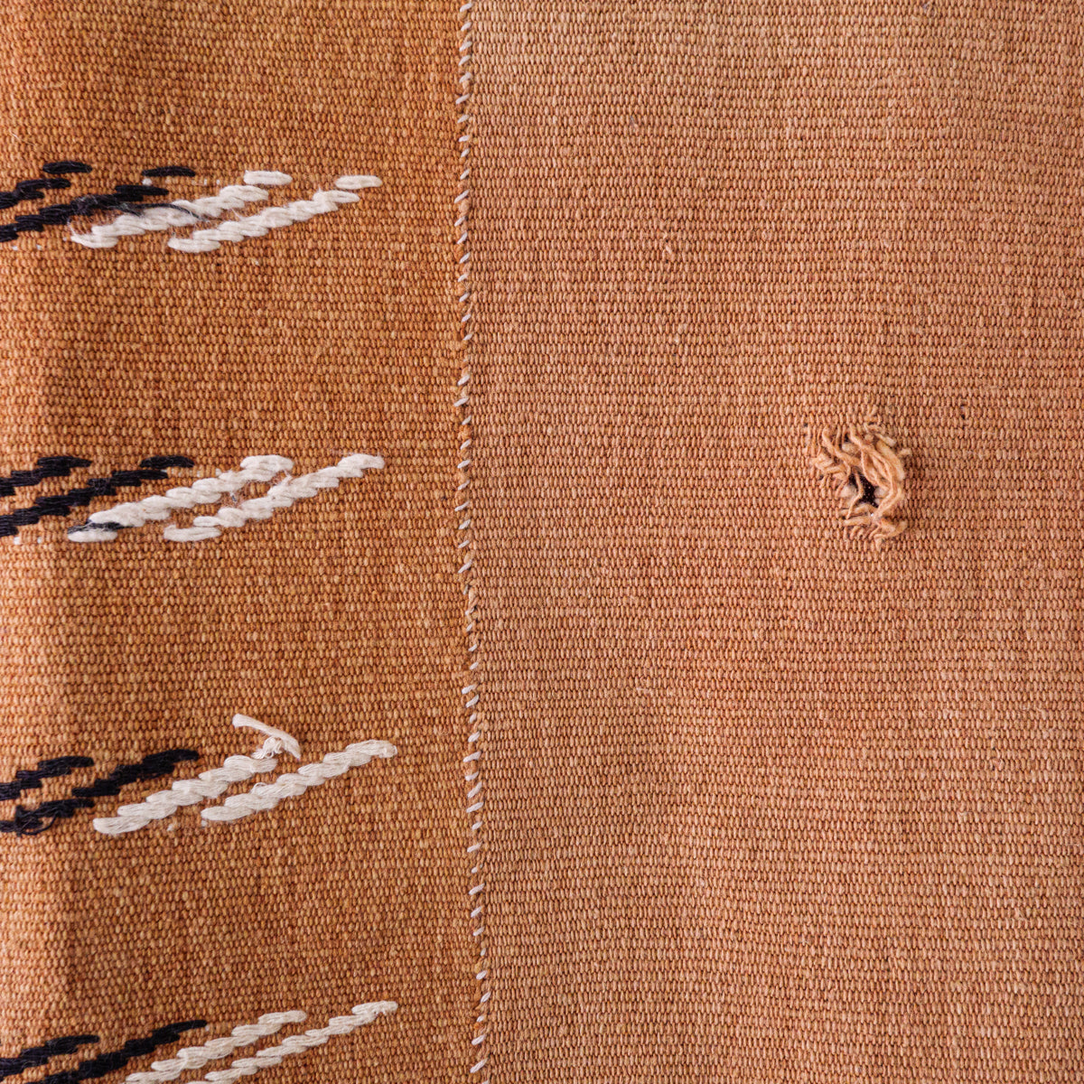 カレン族ブラウンタペストリー