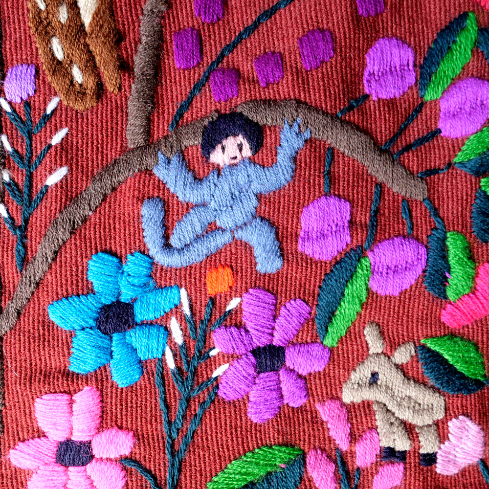 手刺繍クッションカバー