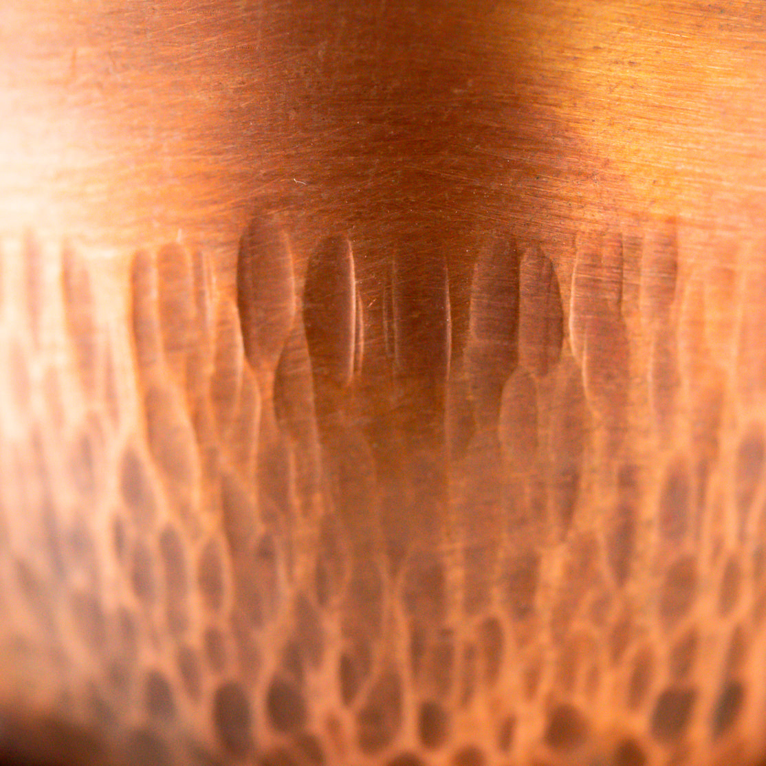 銅製三つ足ぐい呑み