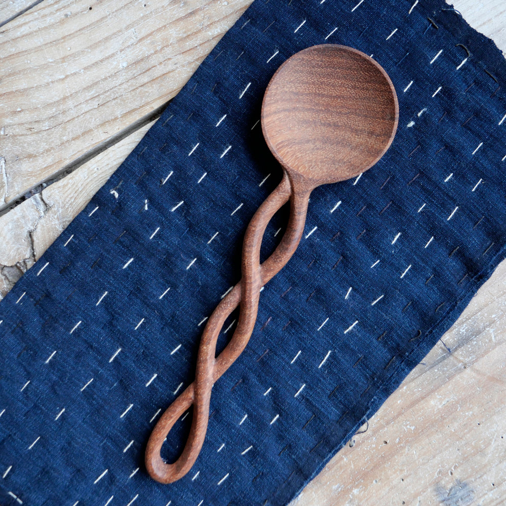 ぐねぐねサラダスプーン