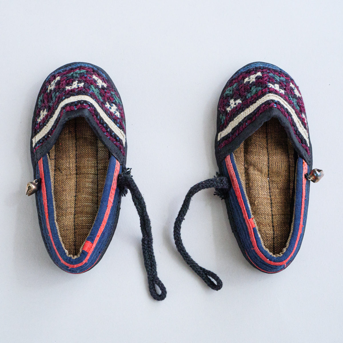 モン族子供用布靴