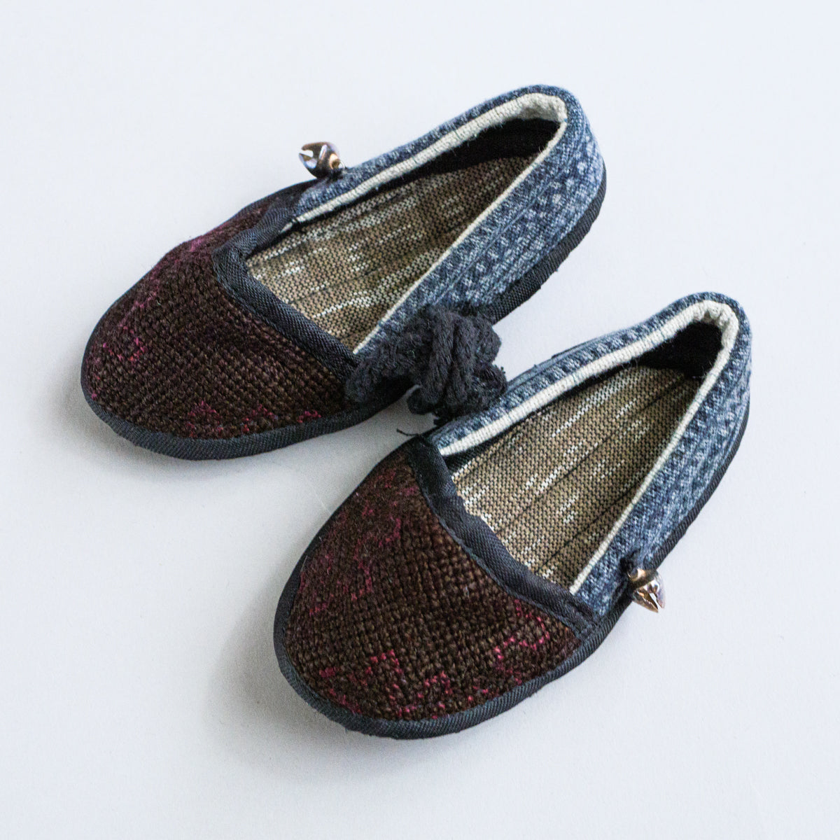 モン族子供用布靴