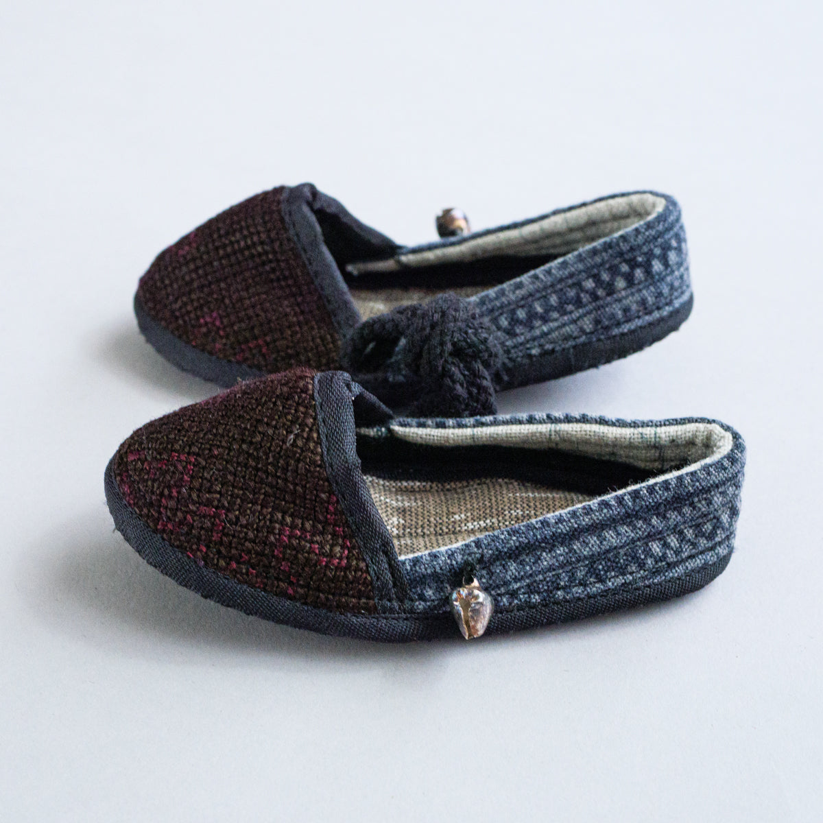 モン族子供用布靴