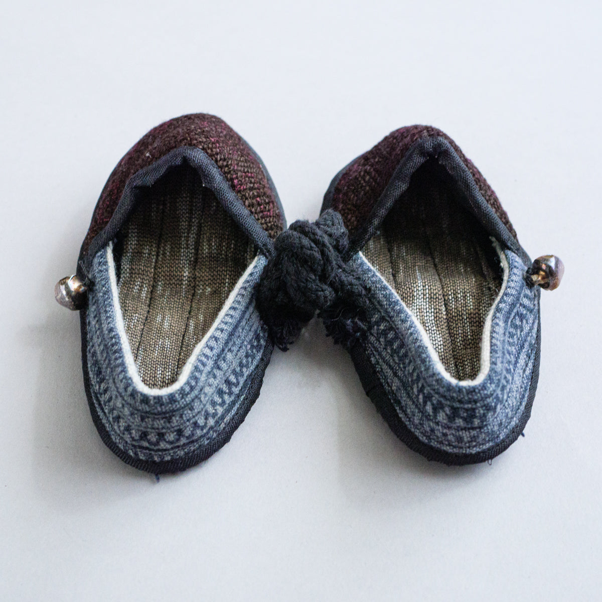 モン族子供用布靴