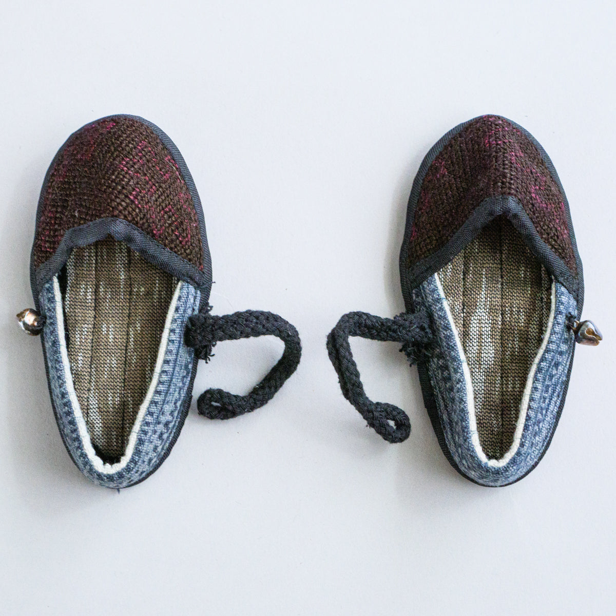 モン族子供用布靴