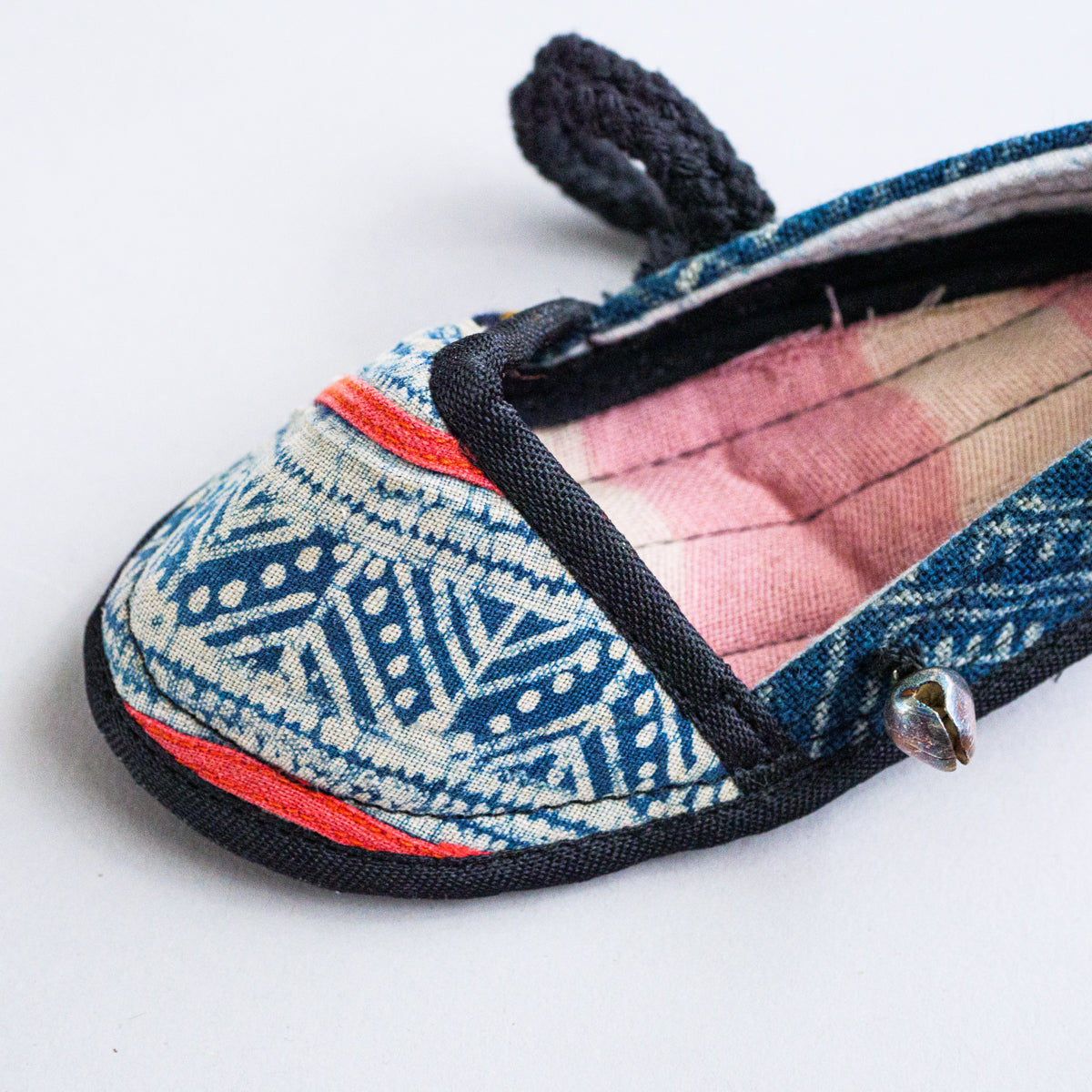 モン族子供用布靴