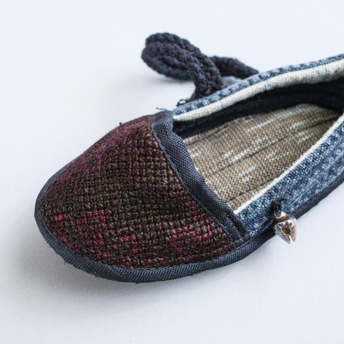 モン族子供用布靴