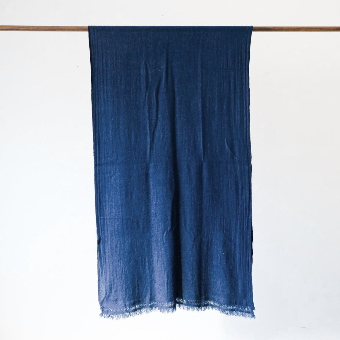 カシミヤ大判ストール(藍染)