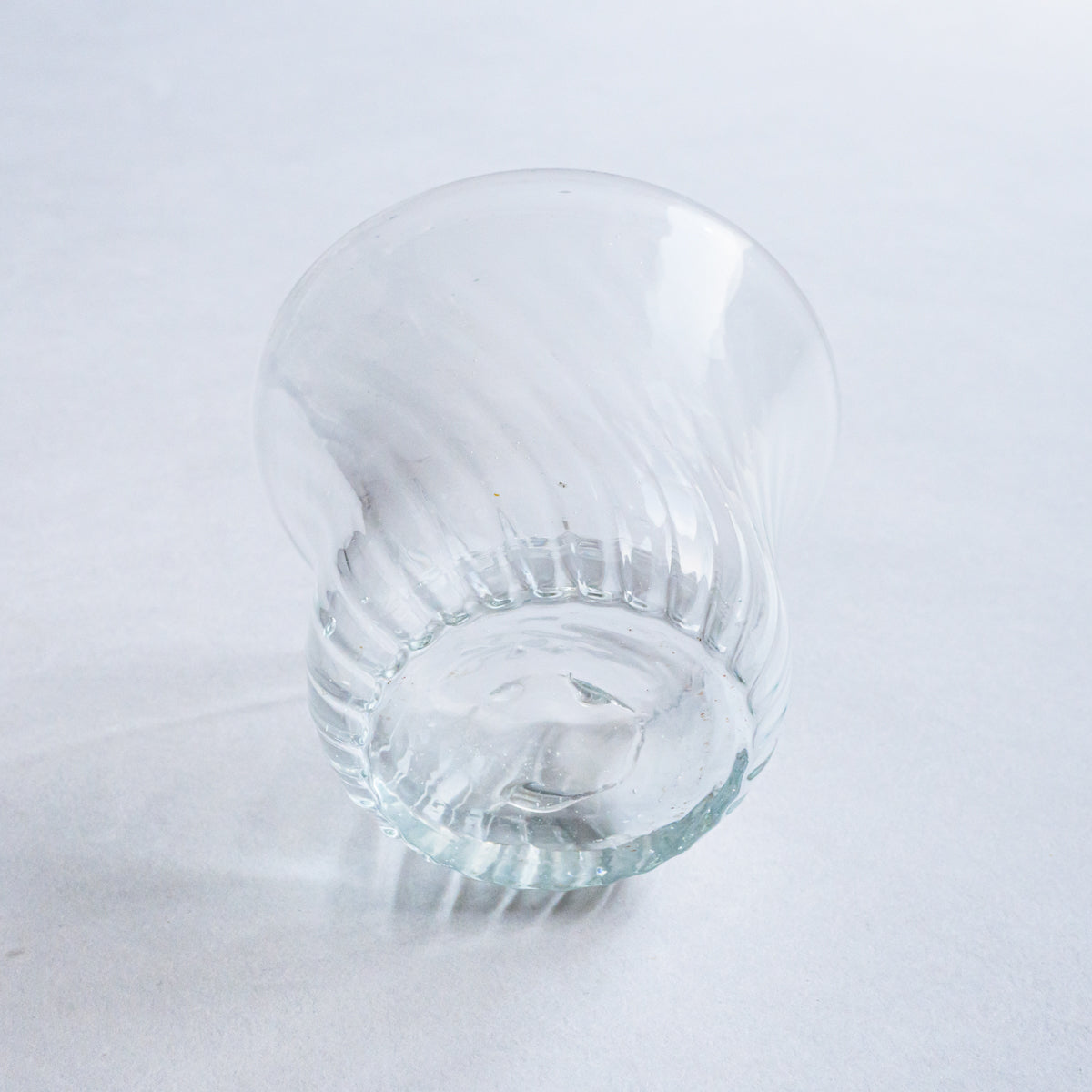 再生ガラスカップ(渦巻き)