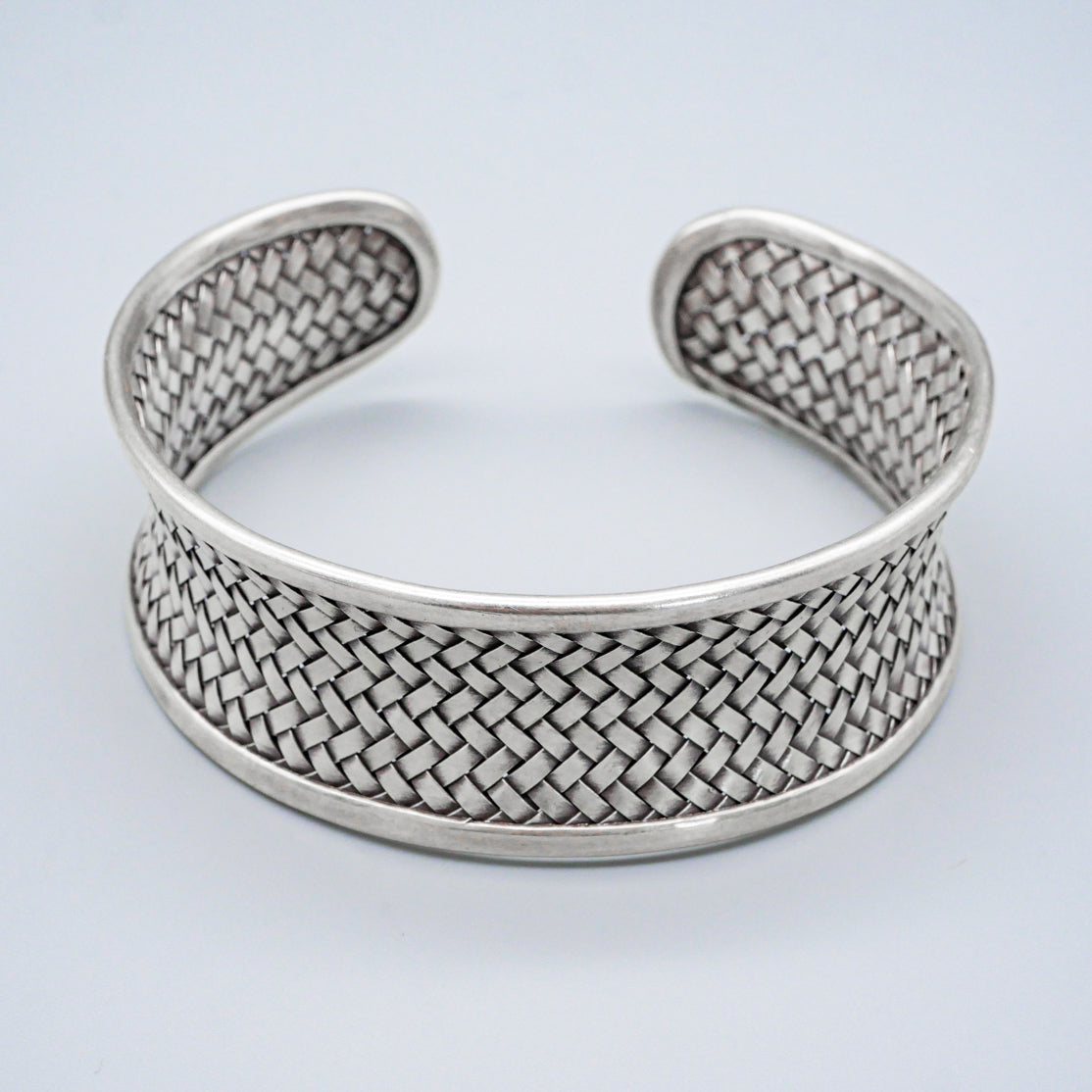 カレンシルバーバングル