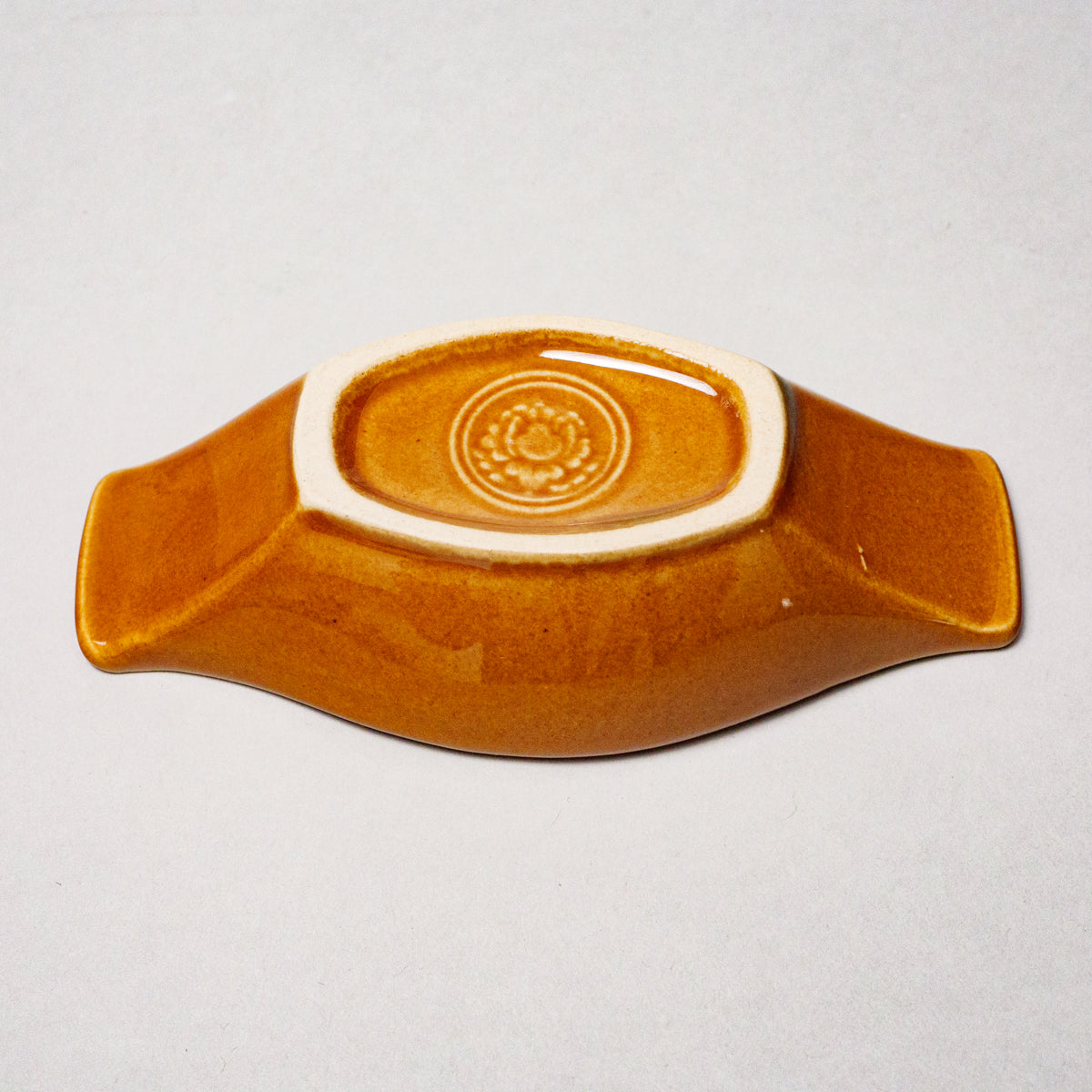 ランパーン花模様小皿