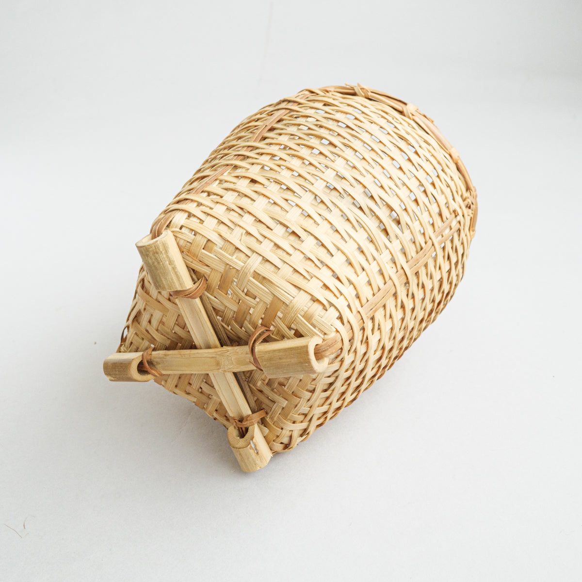 ラタンバスケット