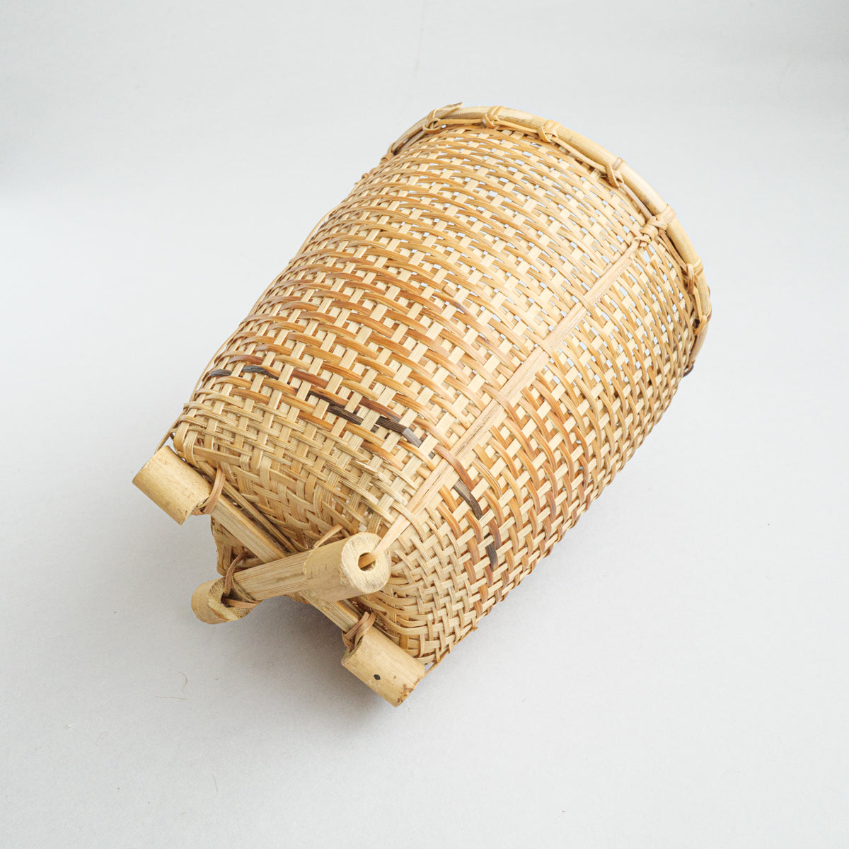 ラタンバスケット