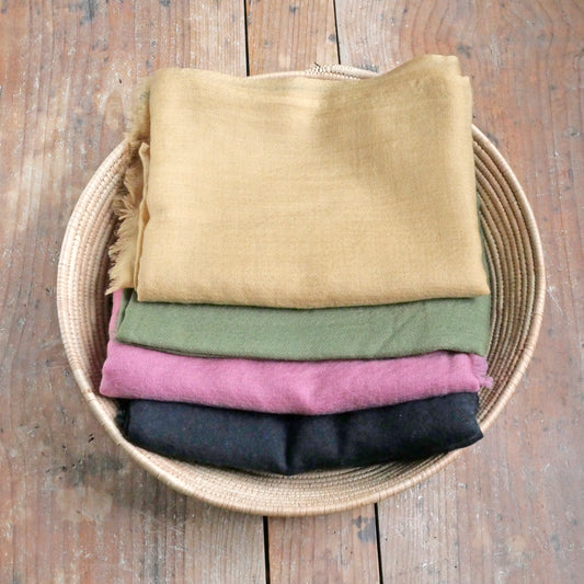 カシミヤライトストール(天然染)