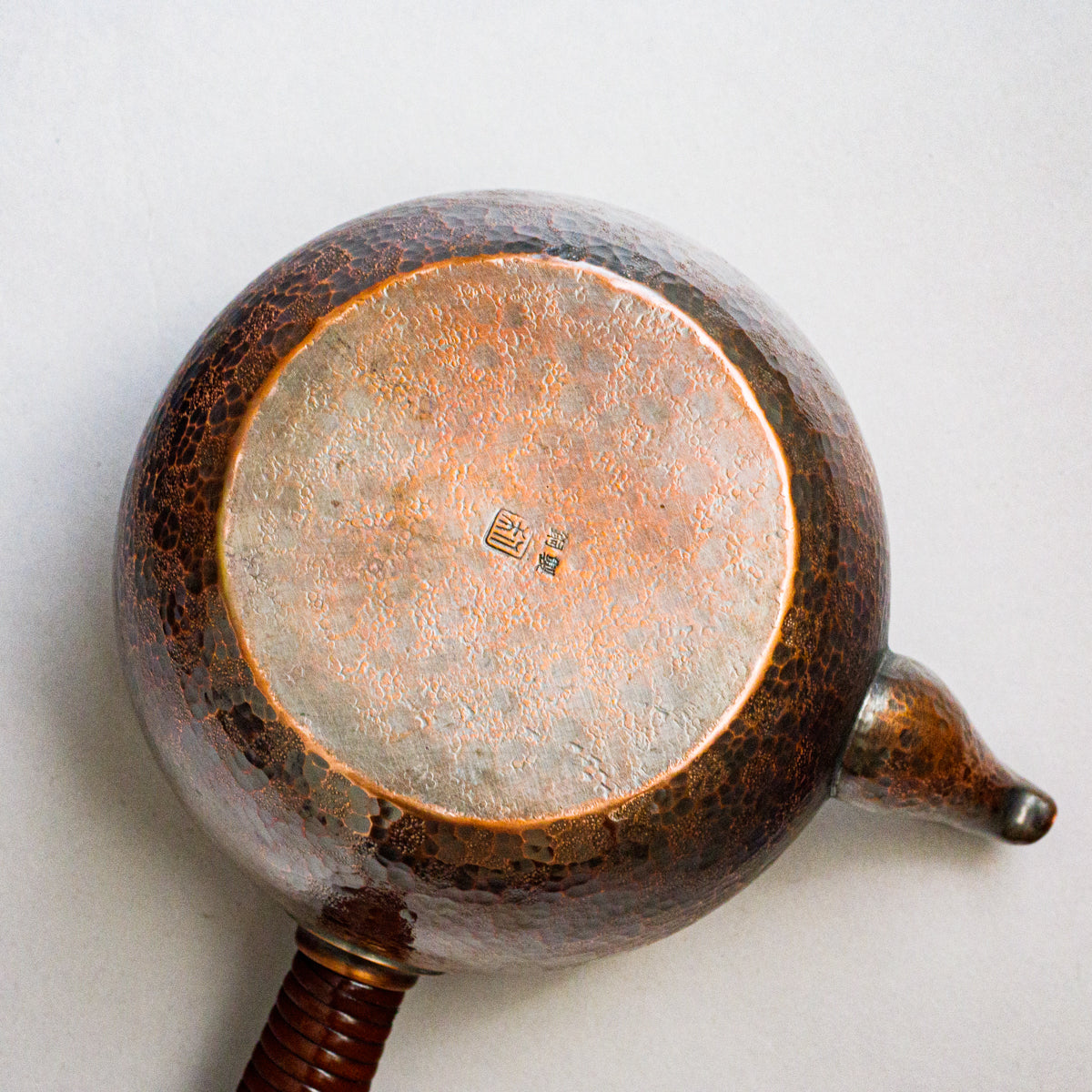 銅製急須丸形(中)市松模様