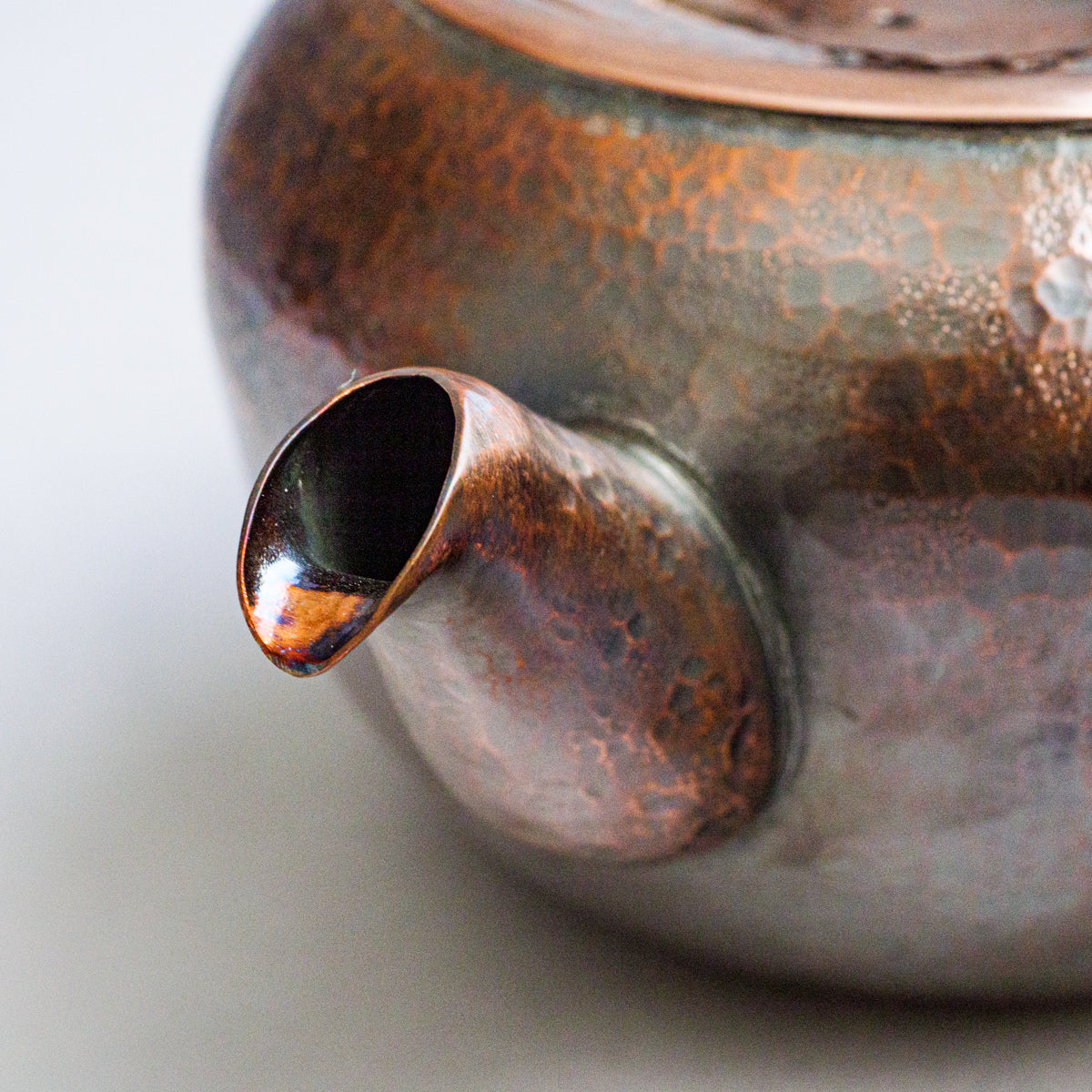 銅製急須丸形(中)市松模様