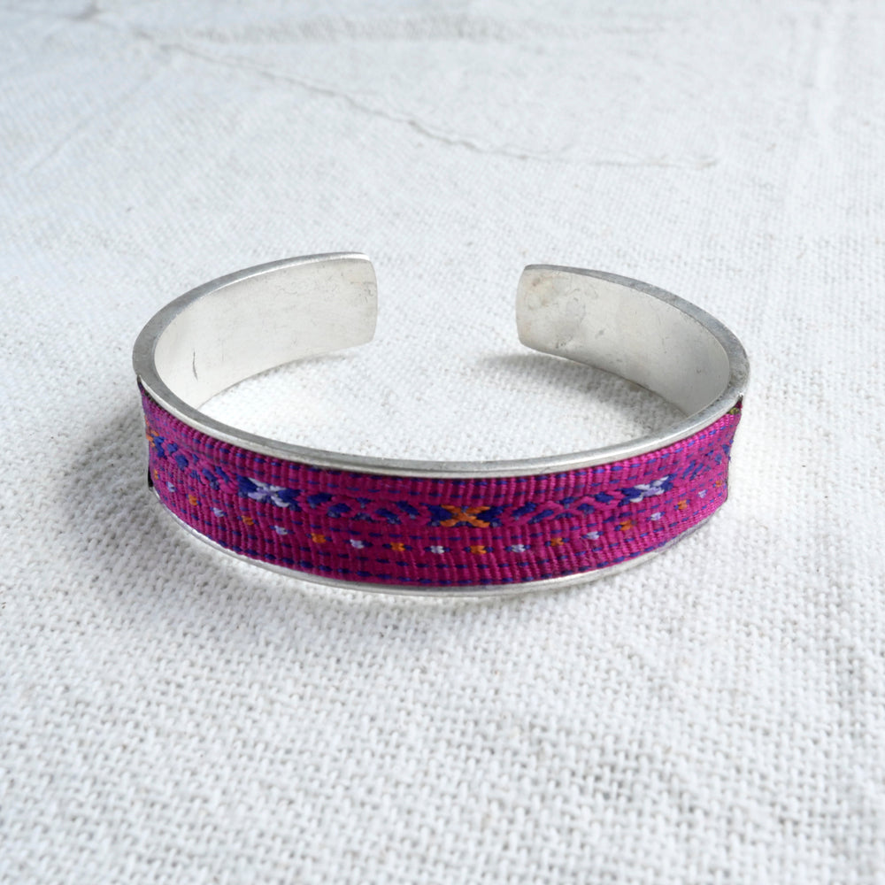苗族刺繍バングル (S)