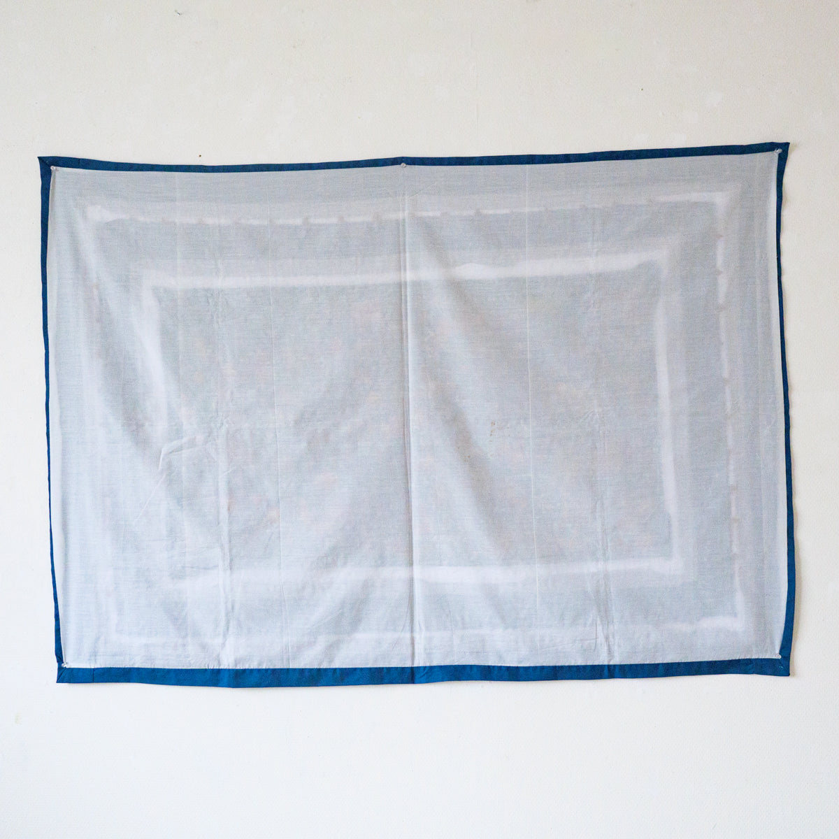 モン族手刺繍タペストリー(横型)