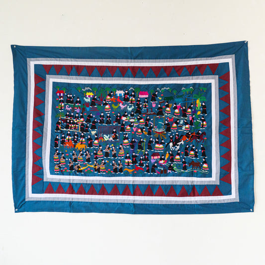 モン族手刺繍タペストリー(横型)