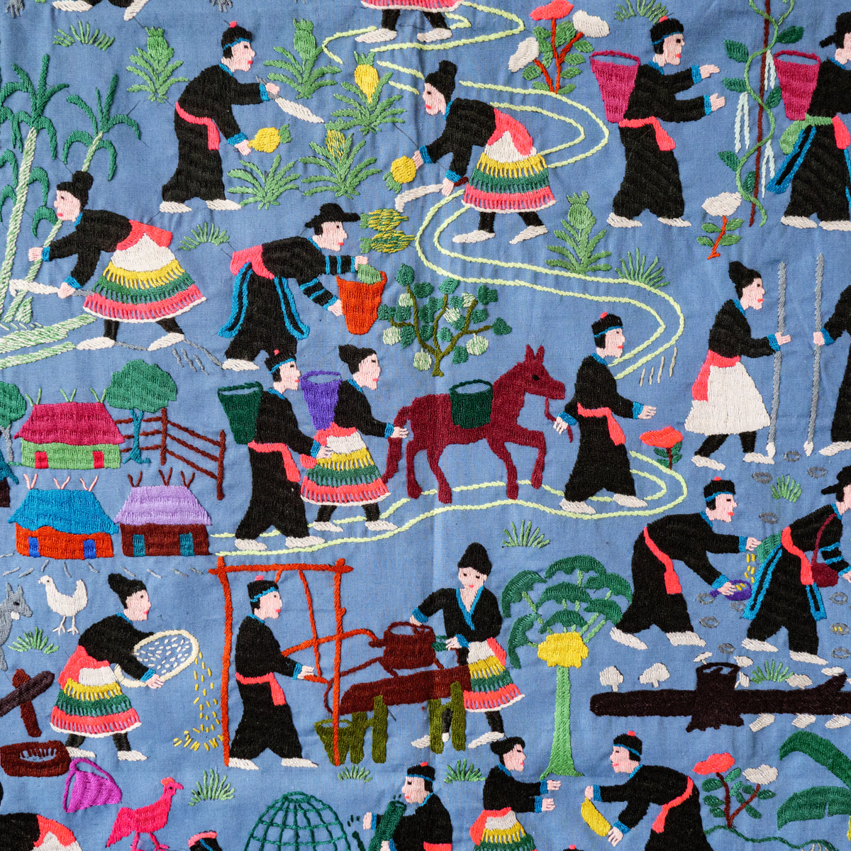 モン族手刺繍タペストリー(縦型)