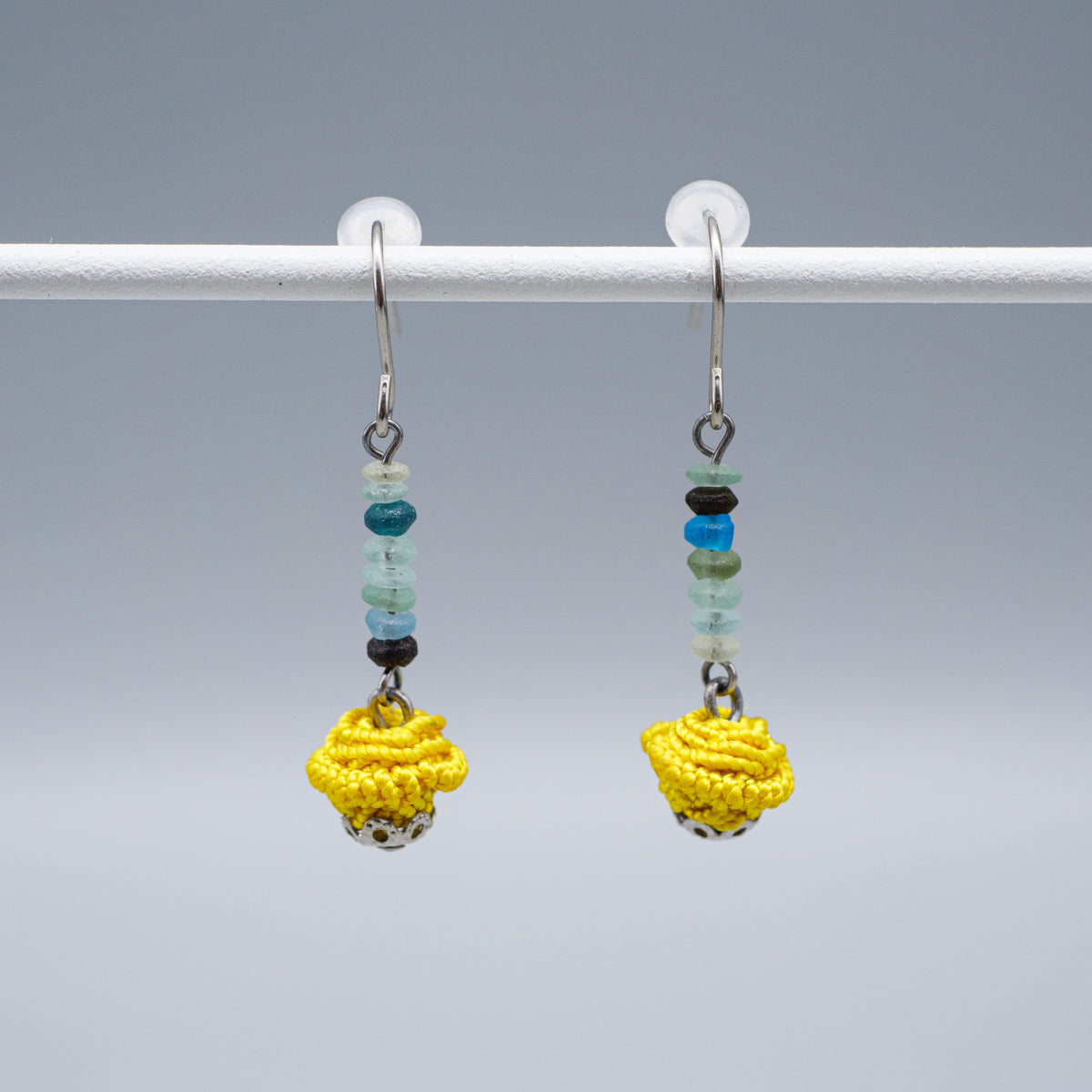 モロッコボタンピアス(フック)