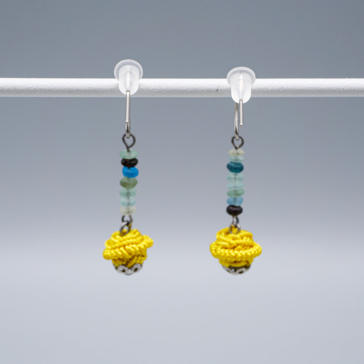 モロッコボタンピアス(フック)