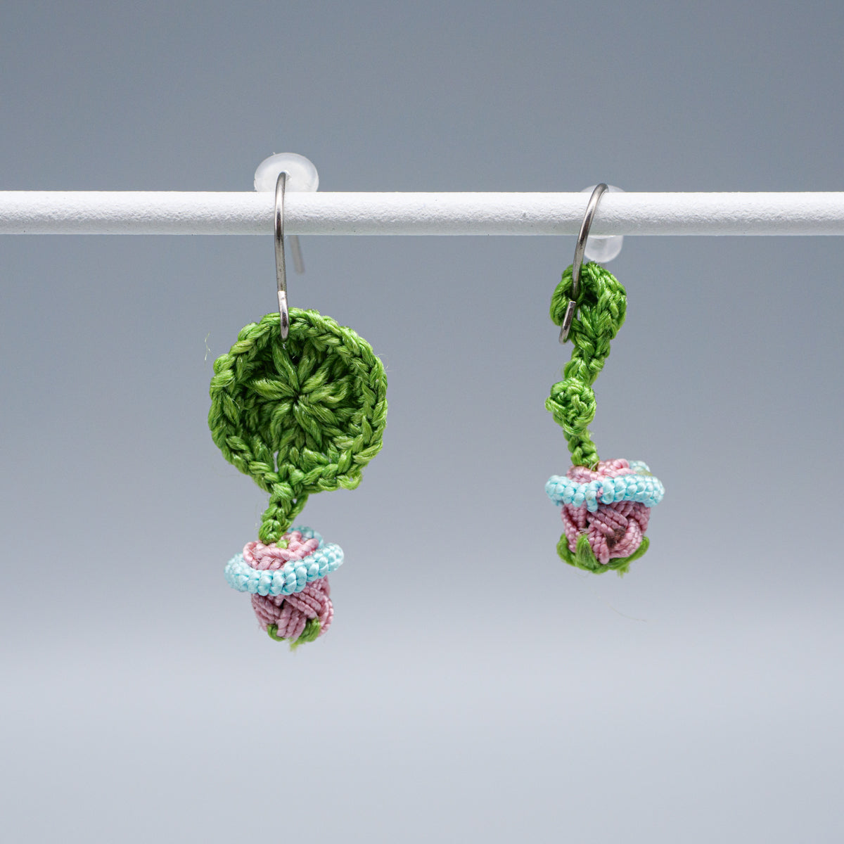 モロッコボタンピアス(フック)